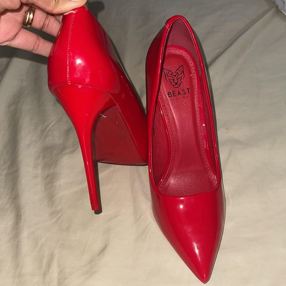 Never worn